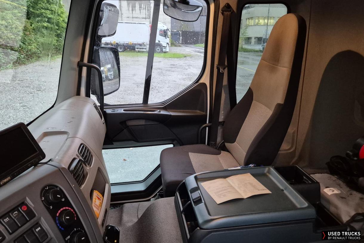 Renault Trucks Premium 440