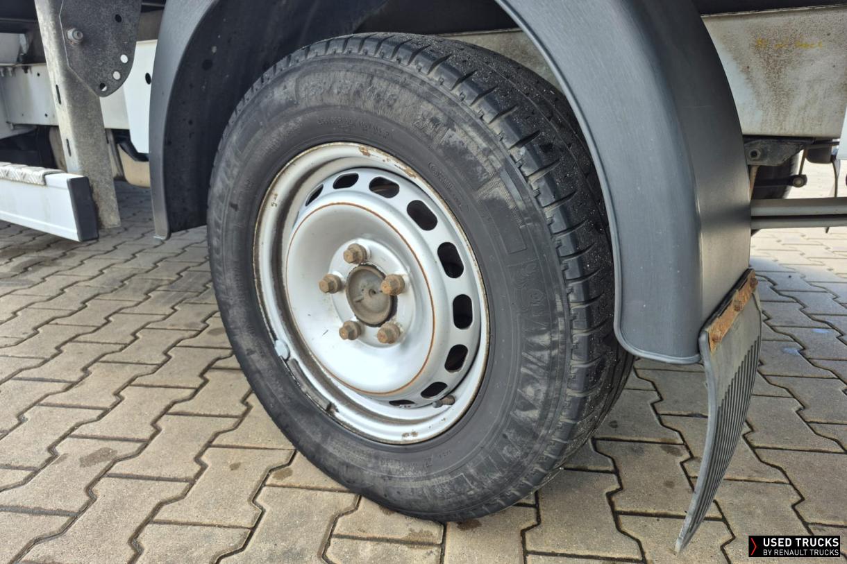 Renault Trucks Master 145