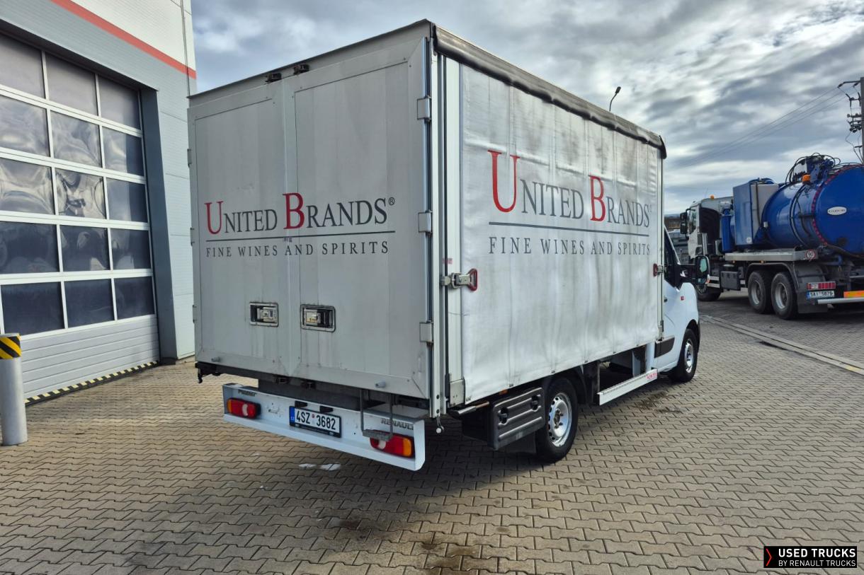 Renault Trucks Master 145