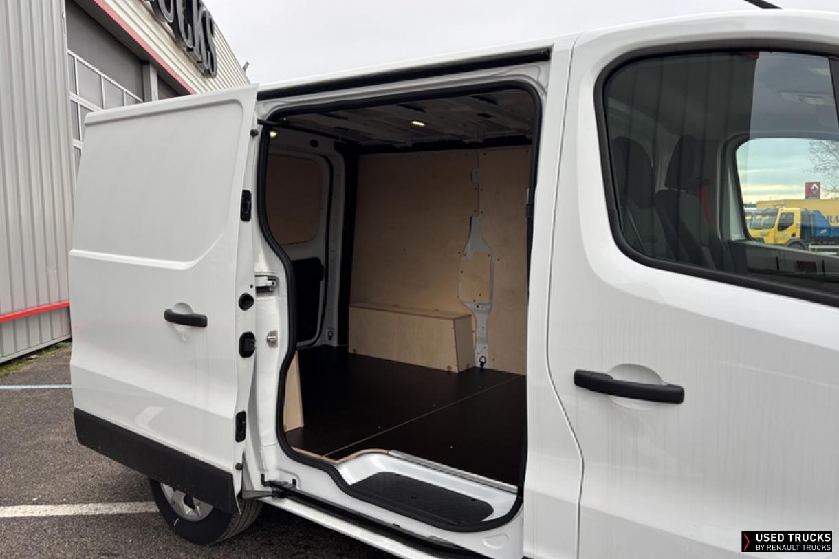 Renault Trucks Trafic 130