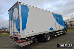 Renault Trucks D Wide
                                          320