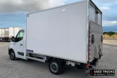 Renault Trucks Master
                                          145