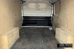 Renault Trucks Trafic
                                          130