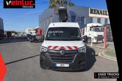 Renault Trucks Master
                                          145