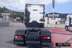 Renault Trucks T High
                                          520