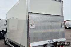Renault Trucks Master
                                          130