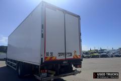Renault Trucks D
                                          320