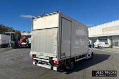 Renault Trucks Master
                                          145