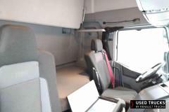 Renault Trucks T
                                          