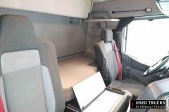 Renault Trucks T
                                          
